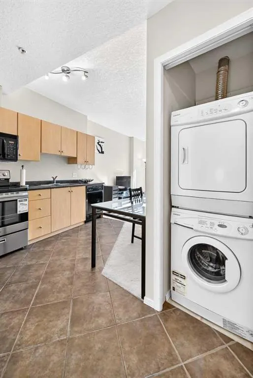 1053 10 Street SW #714