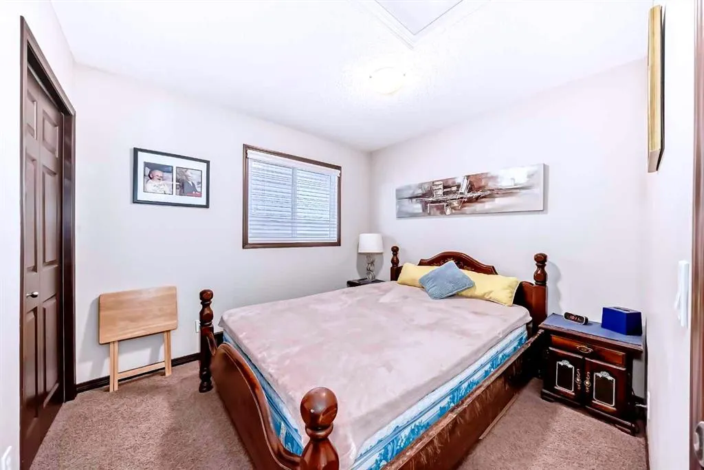 273 Chaparral Valley Drive SE