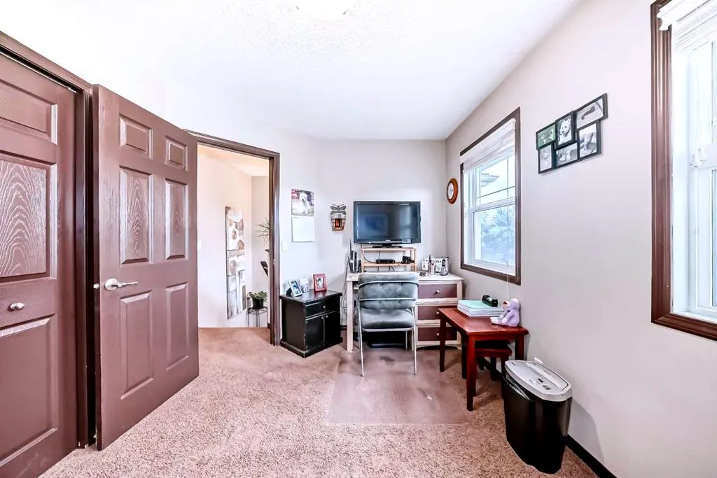 273 Chaparral Valley Drive SE