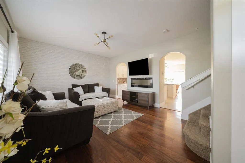 285 Heritage Drive