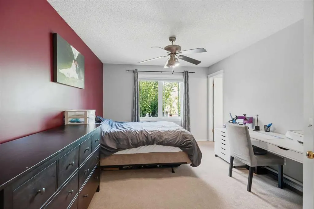 99 Prestwick Circle SE