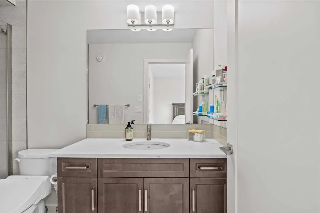 81 Greenbriar Place NW #206