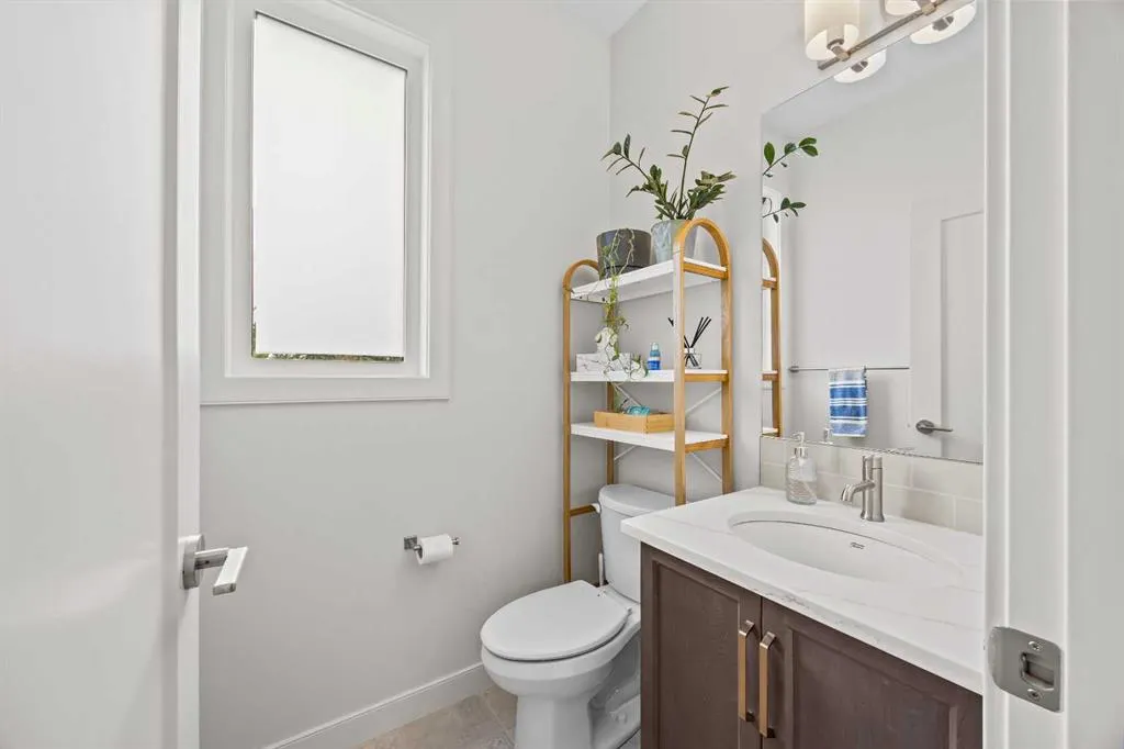 81 Greenbriar Place NW #206