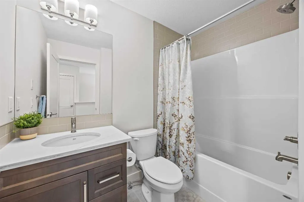 81 Greenbriar Place NW #206