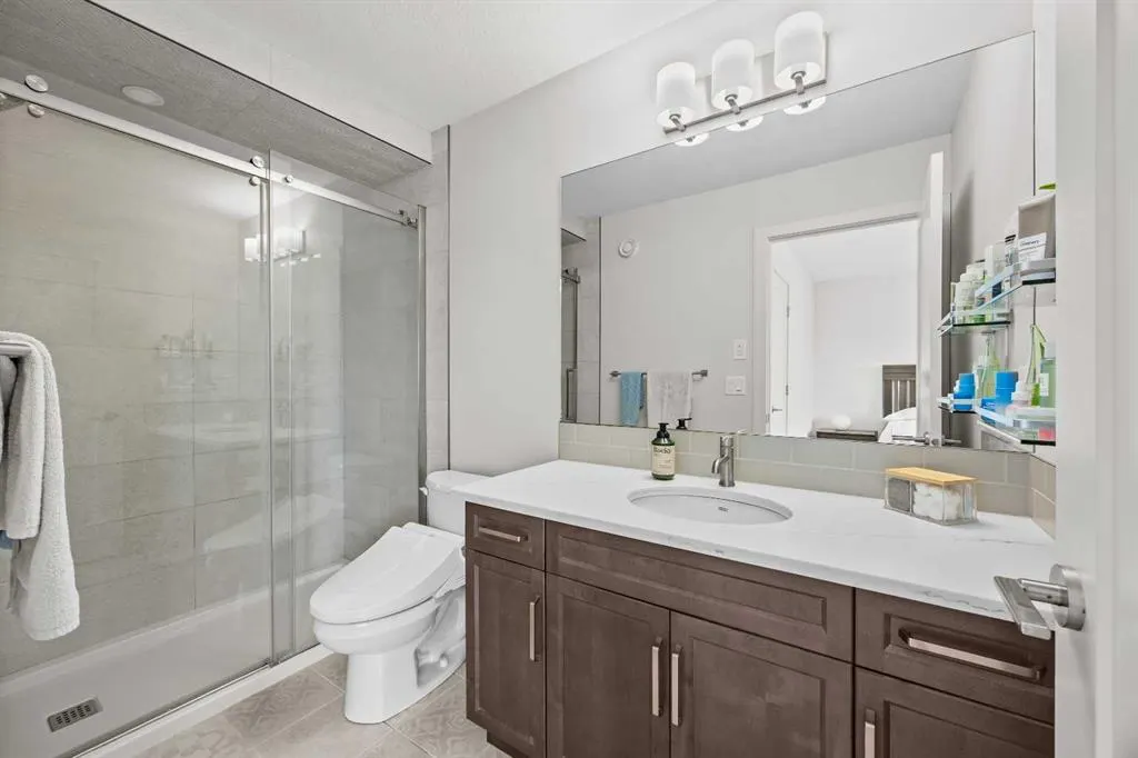 81 Greenbriar Place NW #206