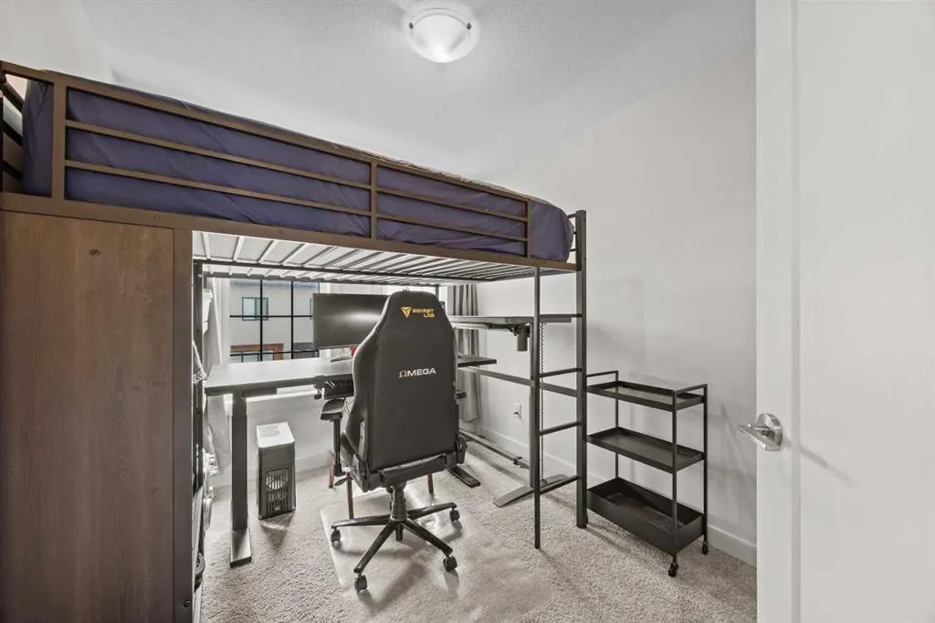 81 Greenbriar Place NW #206