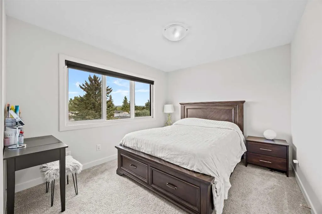 81 Greenbriar Place NW #206