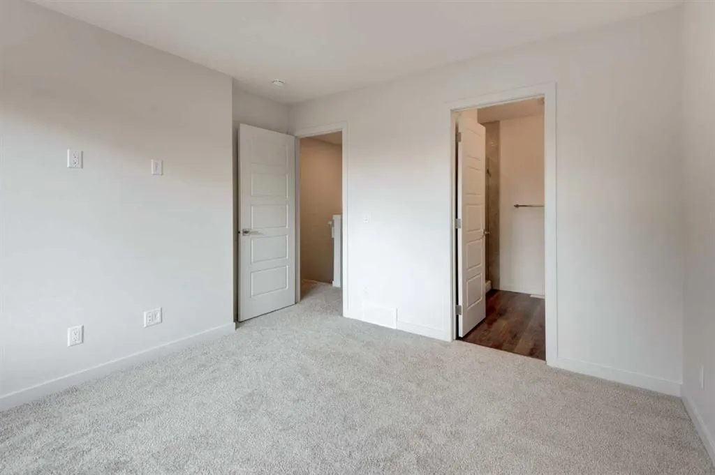 51 Mercado Lane SE