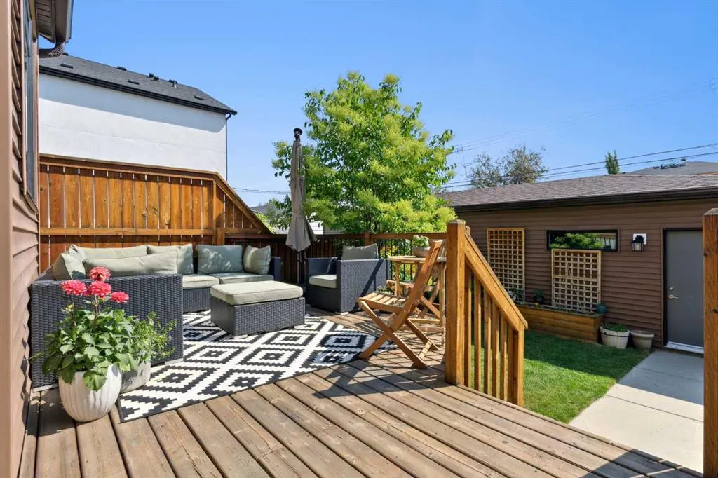 2808 26 Street SW