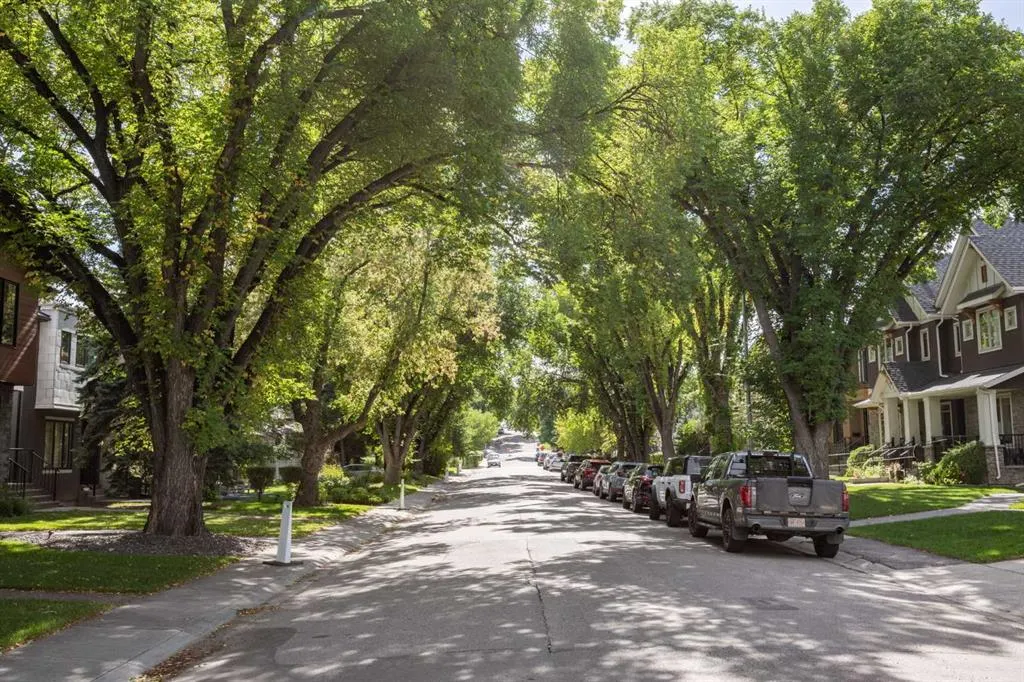 2808 26 Street SW