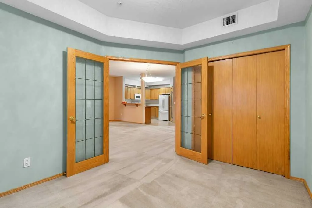 5300 48 Street ##118