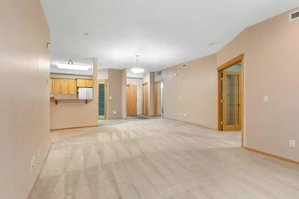 5300 48 Street ##118