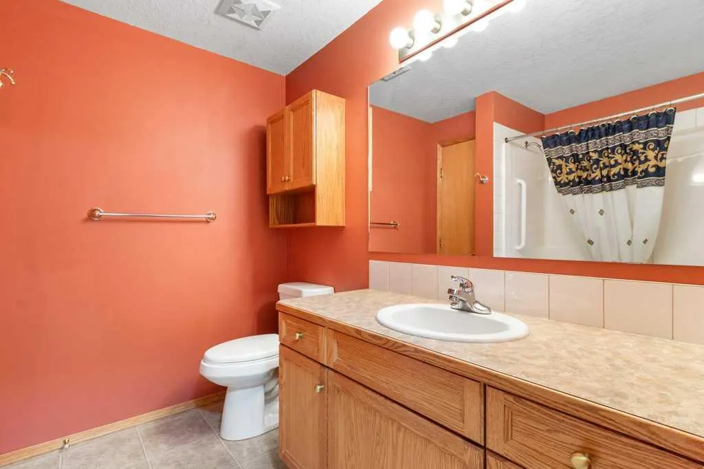 5300 48 Street ##118