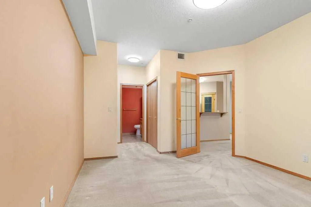 5300 48 Street ##118
