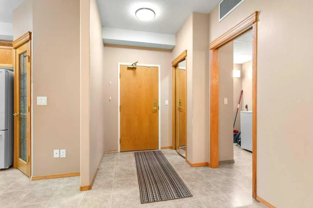 5300 48 Street ##118