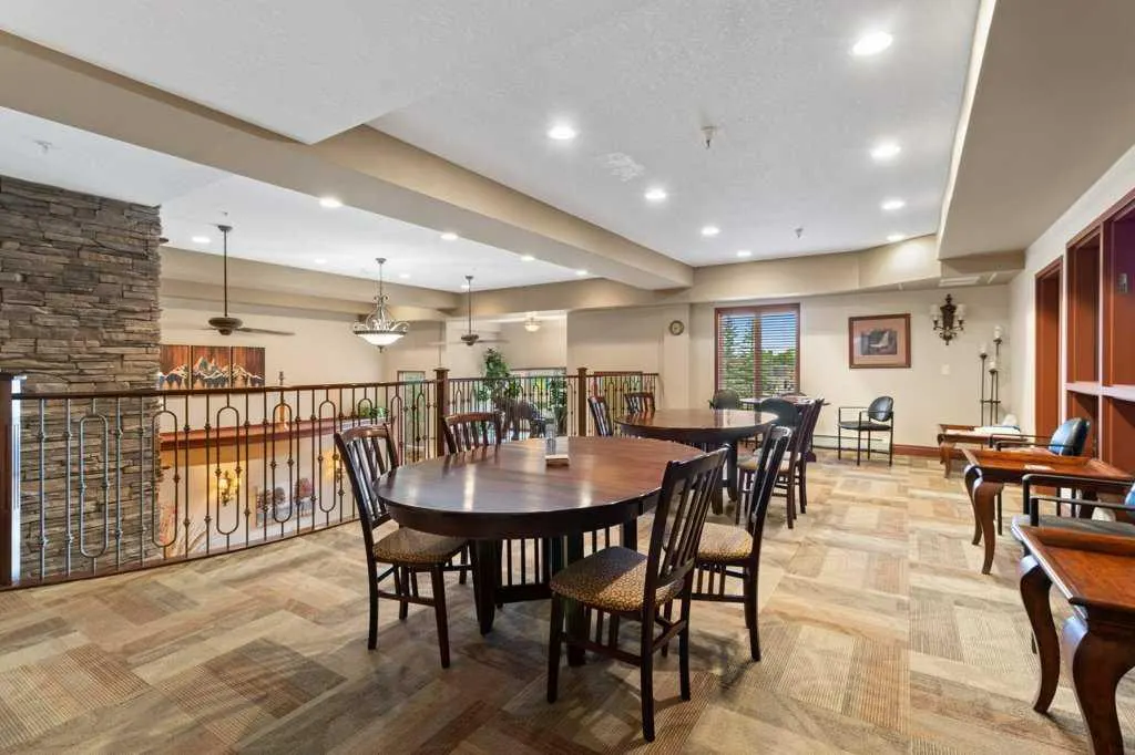5300 48 Street ##118
