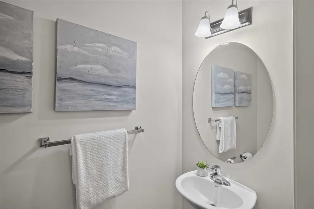 43 Springborough Boulevard SW #21