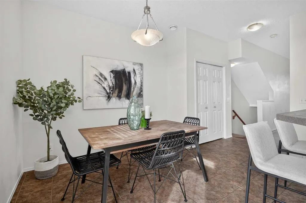 43 Springborough Boulevard SW #21