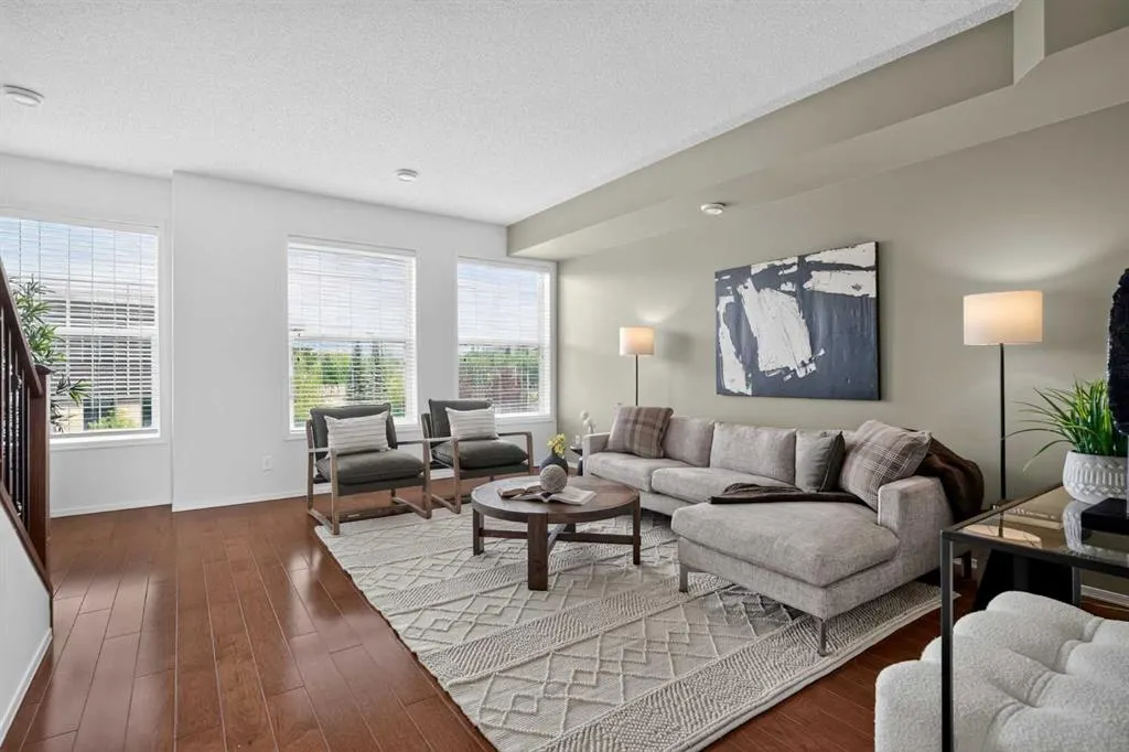 43 Springborough Boulevard SW #21