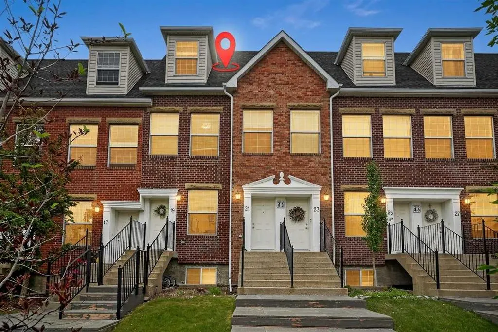 43 Springborough Boulevard SW #21