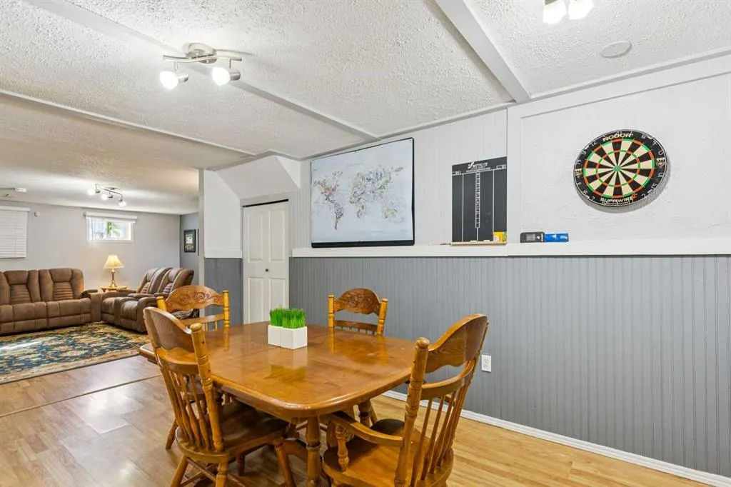 144 Dovercliffe Way SE