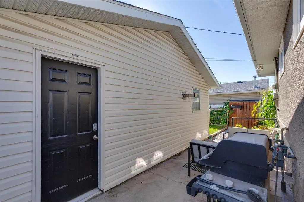 144 Dovercliffe Way SE