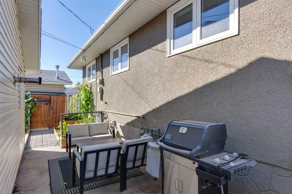 144 Dovercliffe Way SE