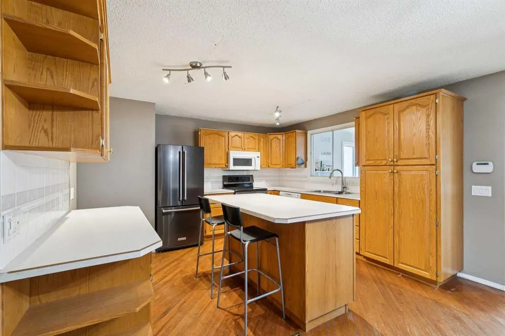 41 Brentwood Drive
