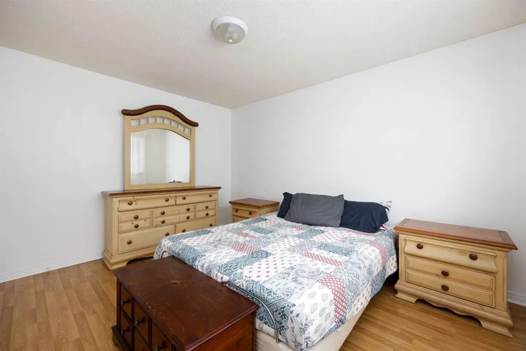2 Blair Crescent