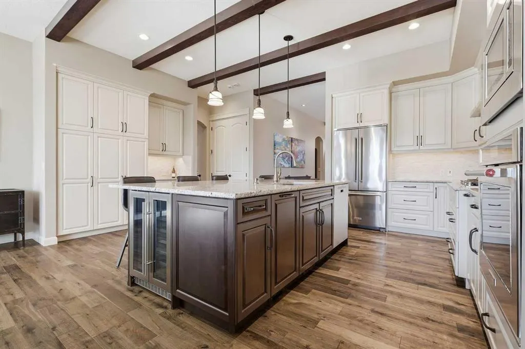37 Cranbrook Heights SE