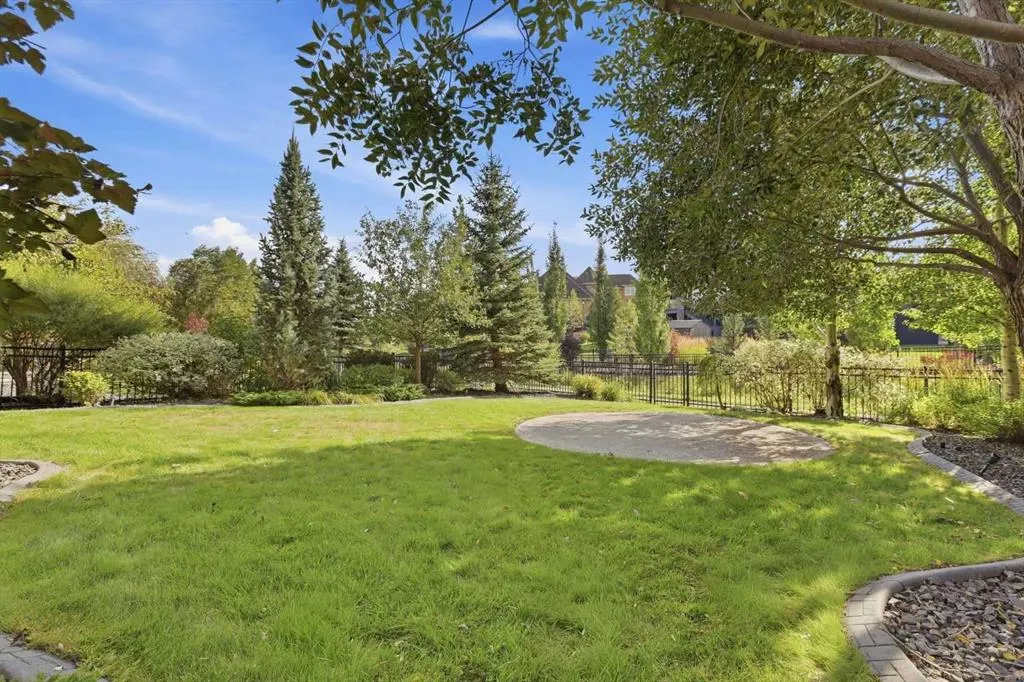 37 Cranbrook Heights SE