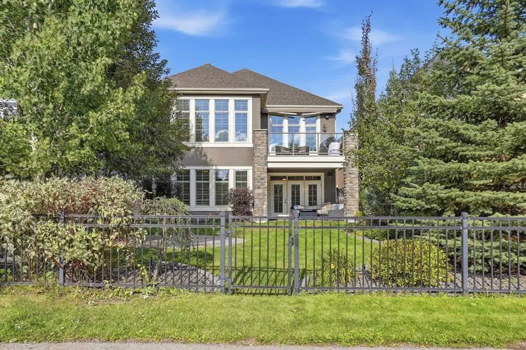 37 Cranbrook Heights SE