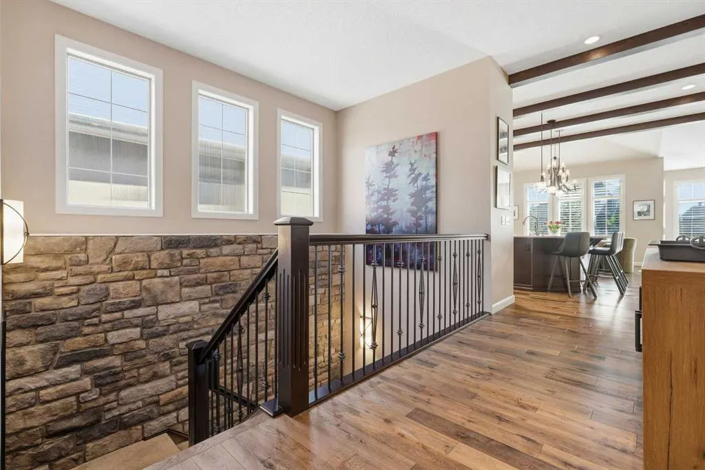 37 Cranbrook Heights SE