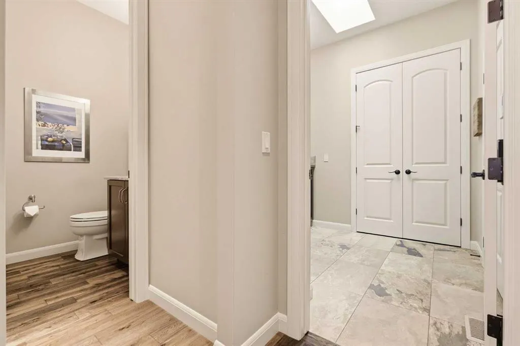37 Cranbrook Heights SE
