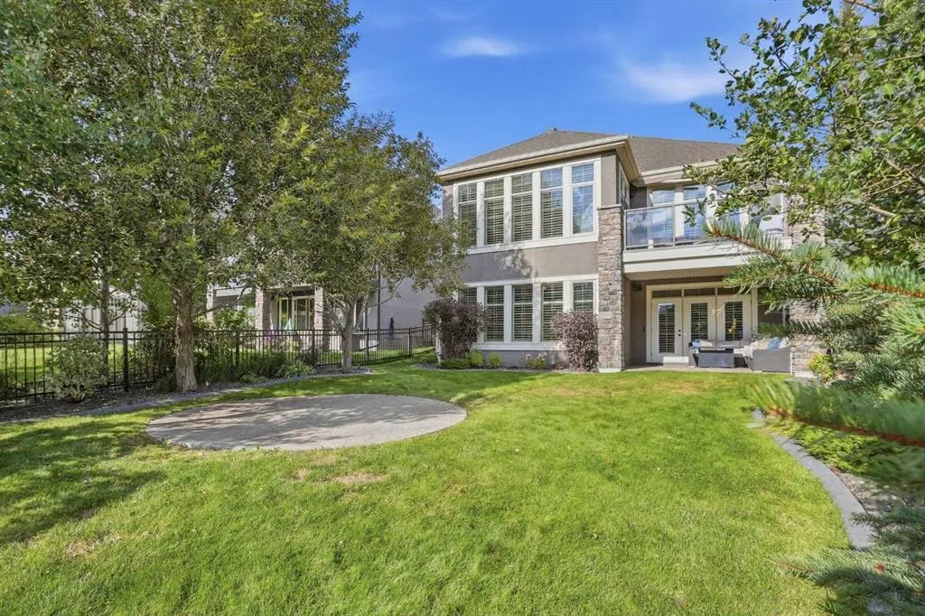 37 Cranbrook Heights SE
