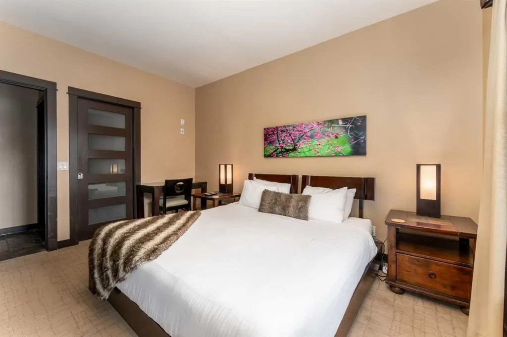 1818 Mountain Avenue #211C