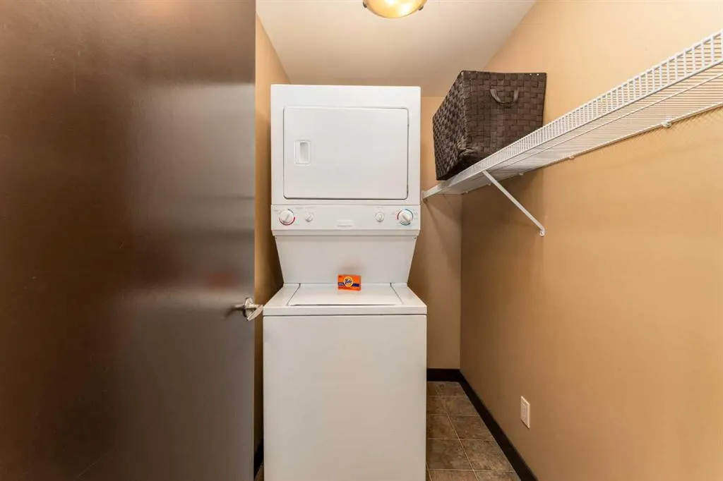 1818 Mountain Avenue #211C