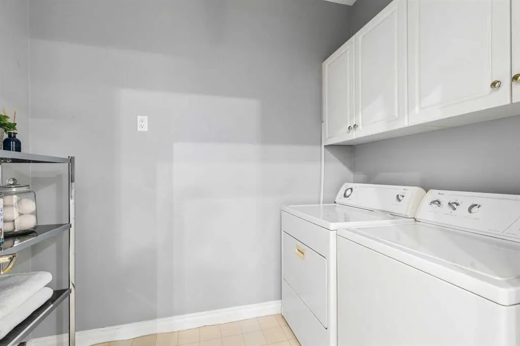 2320 Erlton Street SW #302