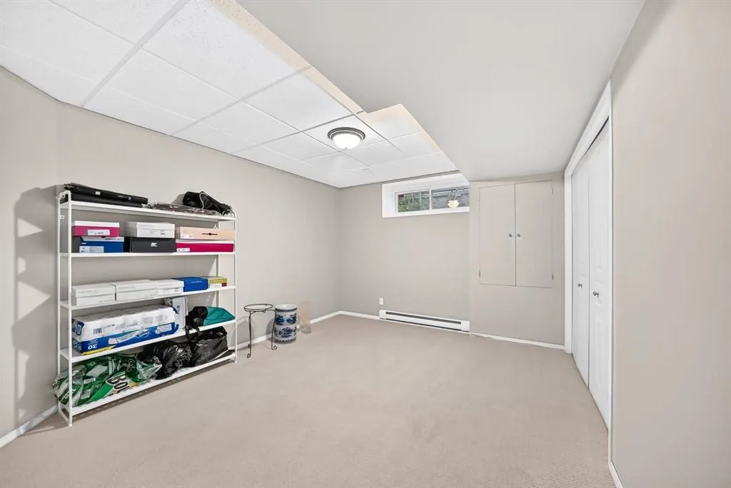 234 Somerglen Way SW