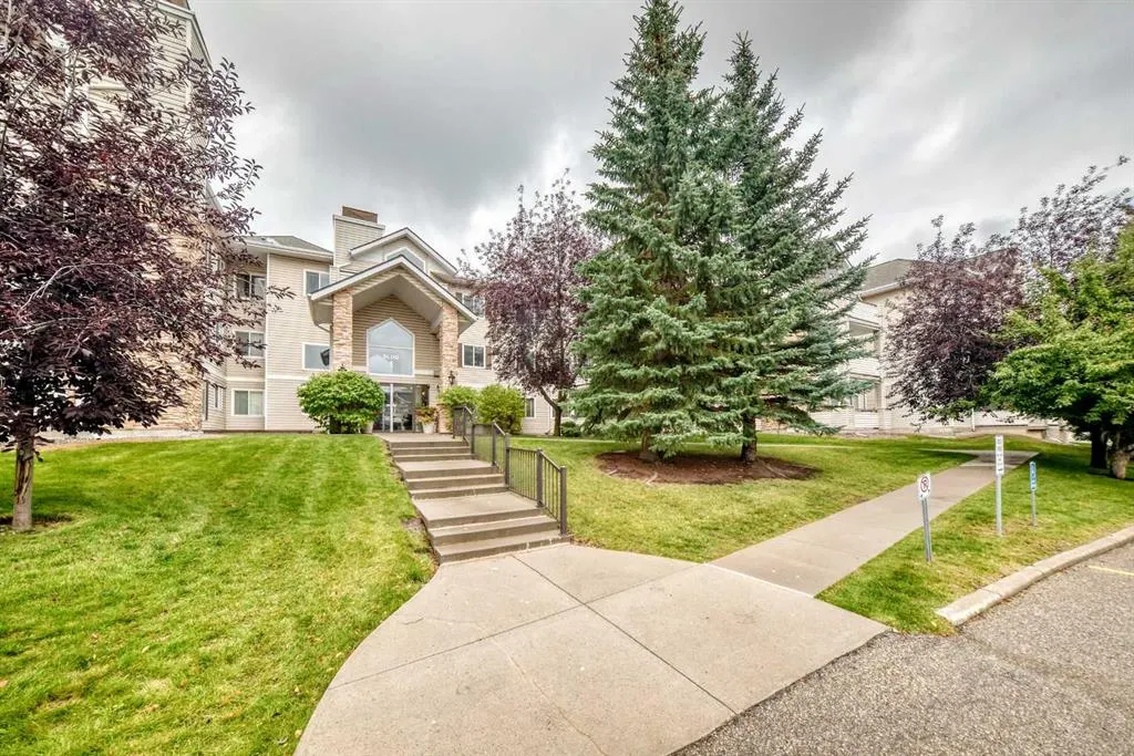 7451 Springbank Boulevard SW #1315