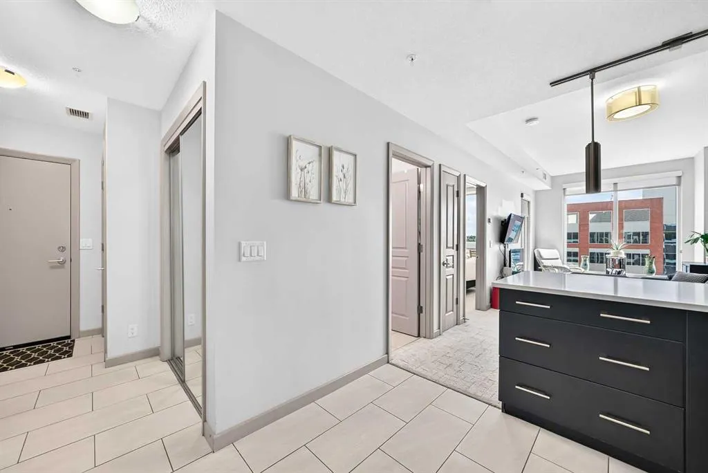 1320 1 Street SE #1010