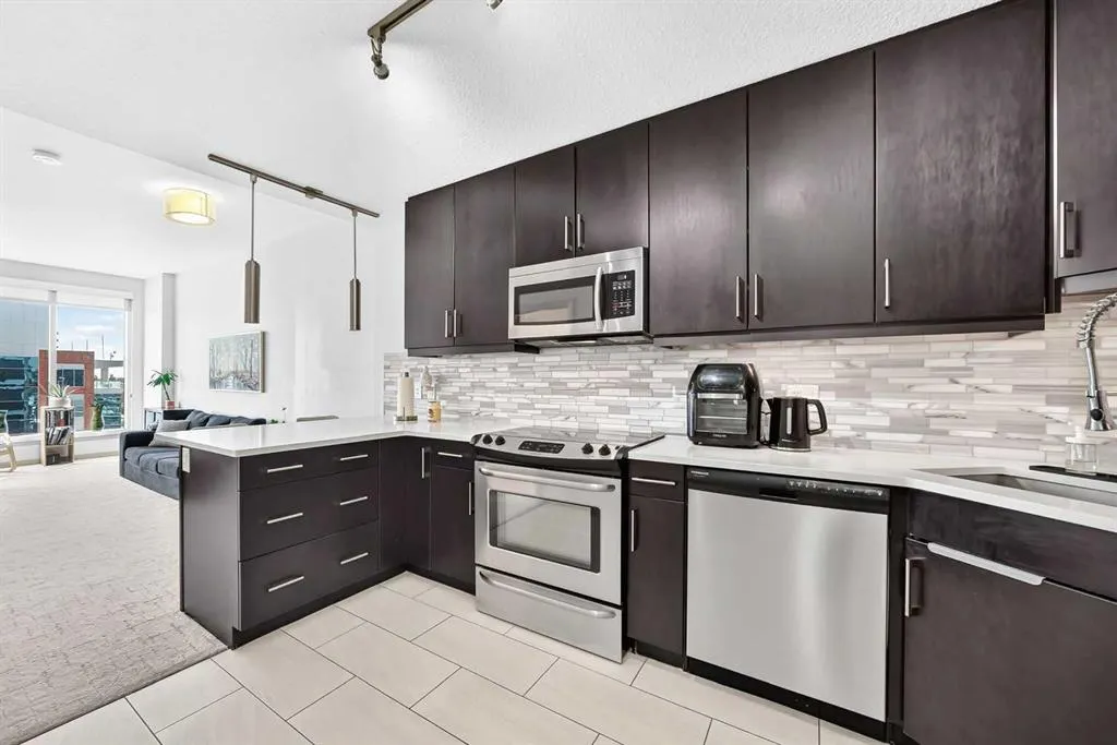 1320 1 Street SE #1010