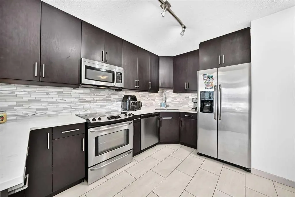 1320 1 Street SE #1010