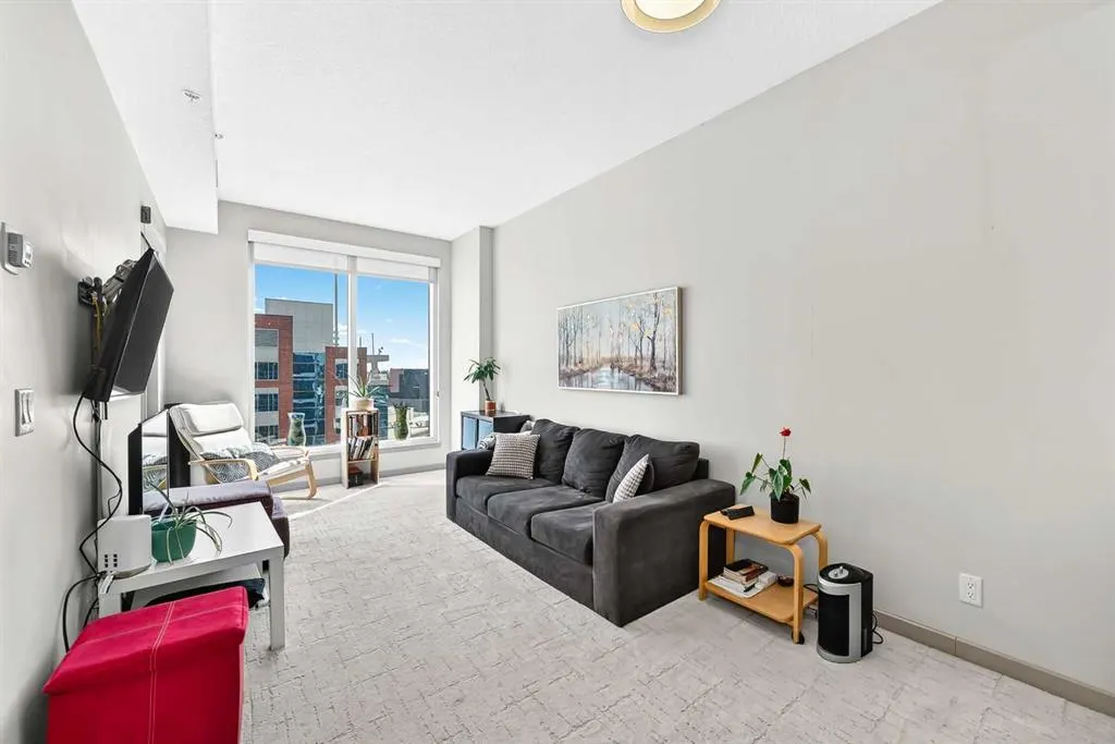 1320 1 Street SE #1010