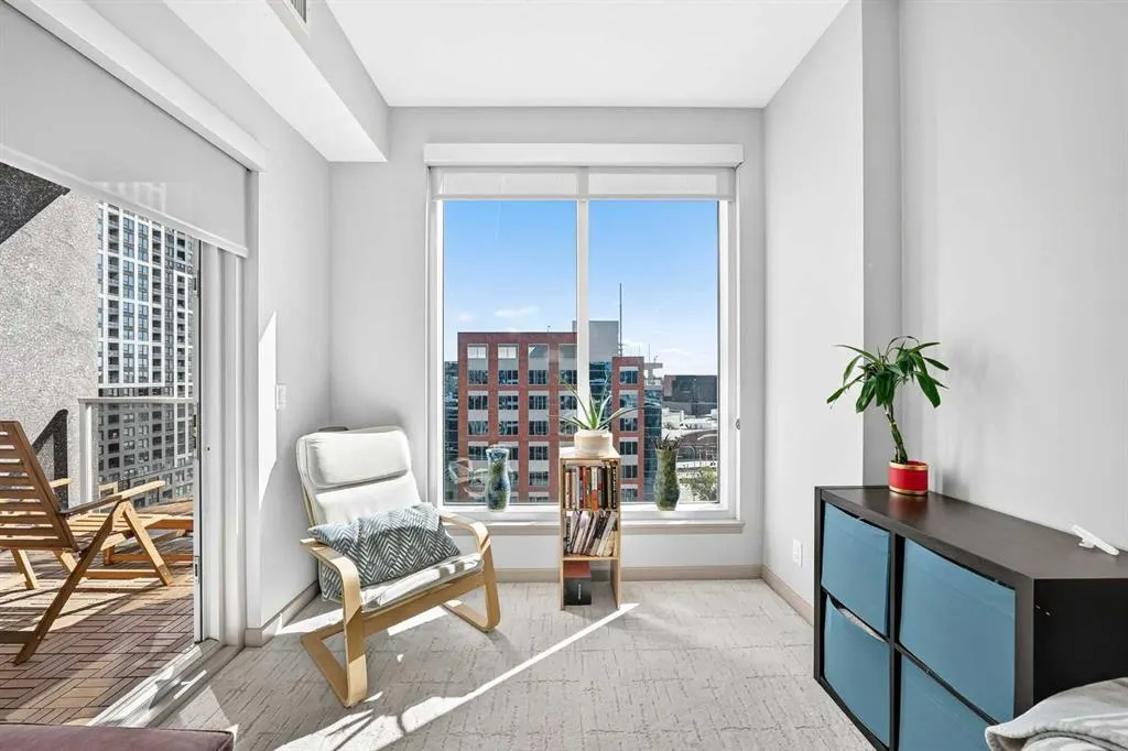 1320 1 Street SE #1010