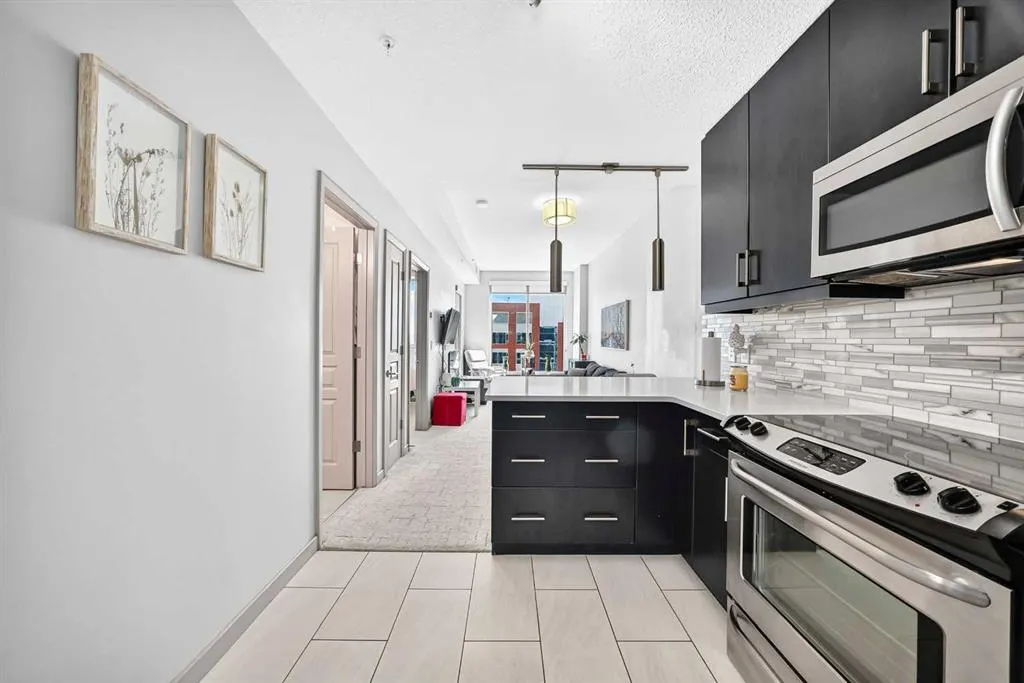 1320 1 Street SE #1010