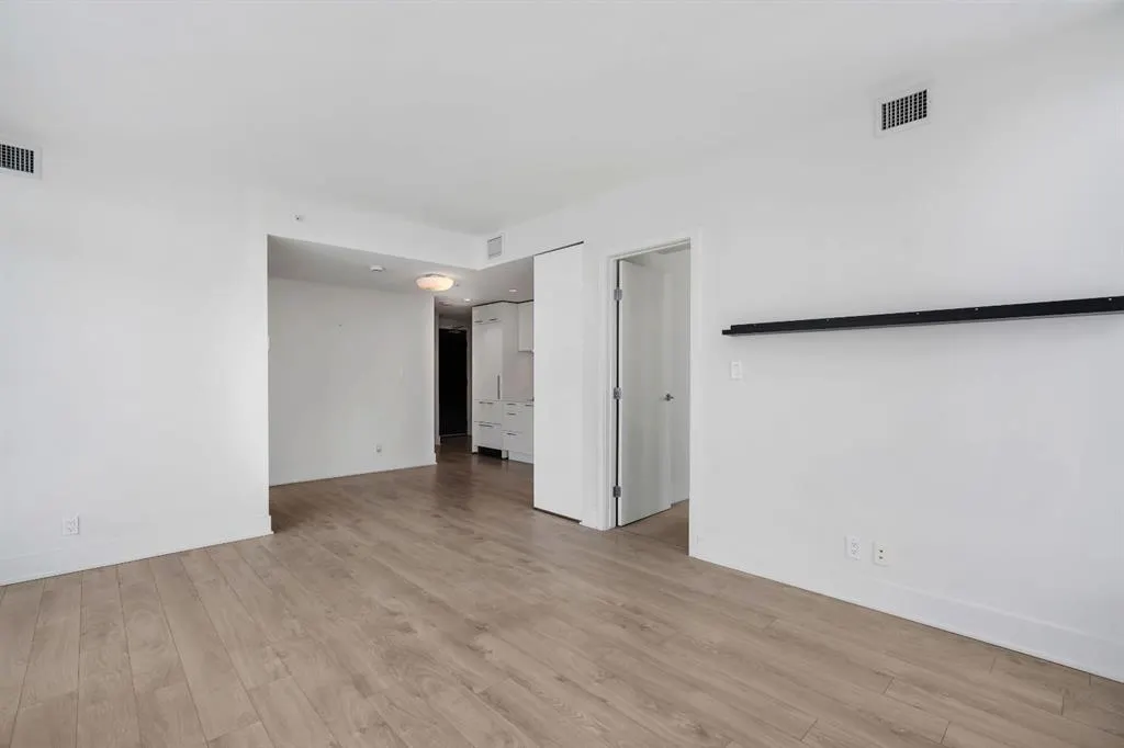 901 10 Avenue SW #1808