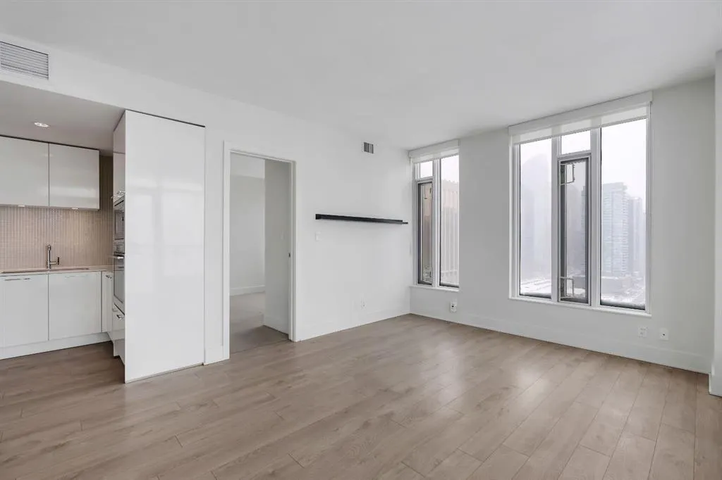 901 10 Avenue SW #1808