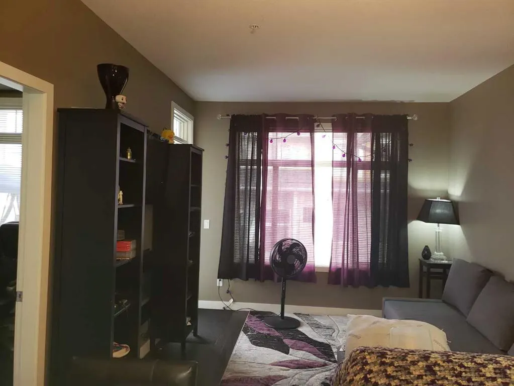 28 Auburn Bay Link SE #204