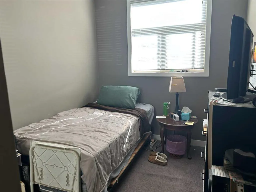 28 Auburn Bay Link SE #204